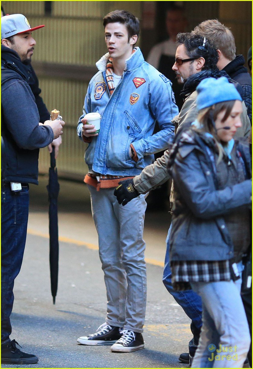 grant gustin playful faces paparazzi the flash 21
