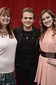 hunter hayes gives thanks to people in his life 04