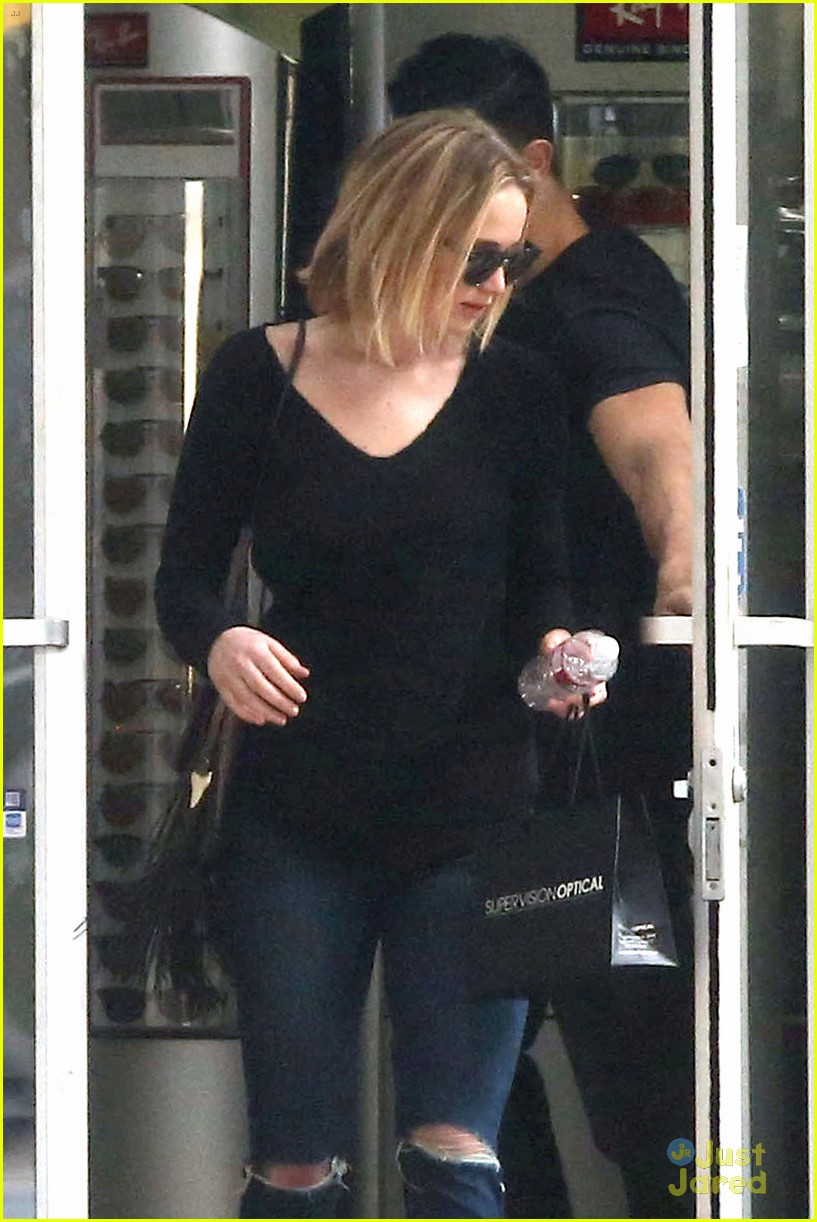 jennifer lawrence adele attended harry styles birthday party 25