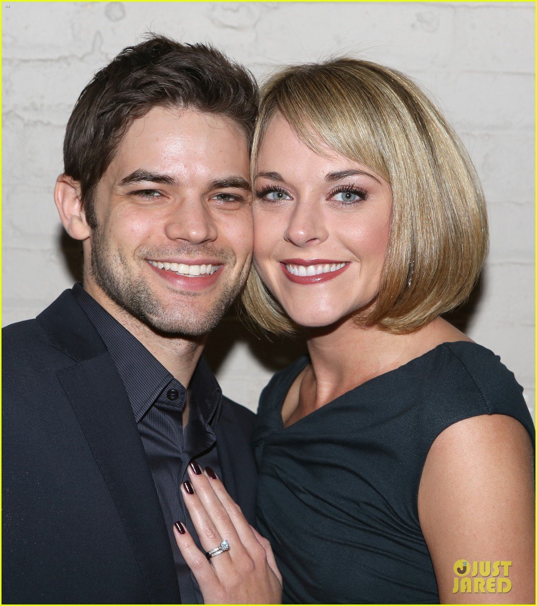 jeremy jordan gets support from wife ashley spencer broadway stars at last five 08