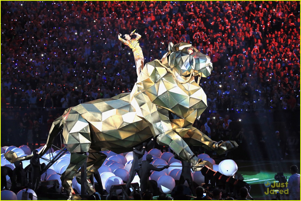 katy perrys halftime show was most watched in super bowl history 03