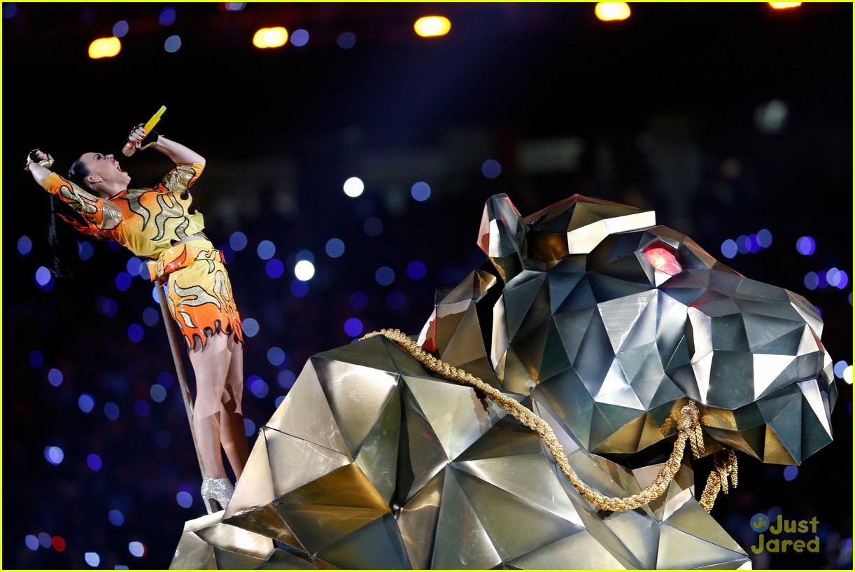 katy perrys halftime show was most watched in super bowl history 07