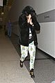 cara delevingne heads back to london after harry styles bday 04
