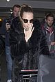 cara delevingne heads back to london after harry styles bday 05