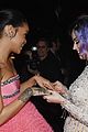 miley cyrus cups katy perrys boob at grammys 2015 02