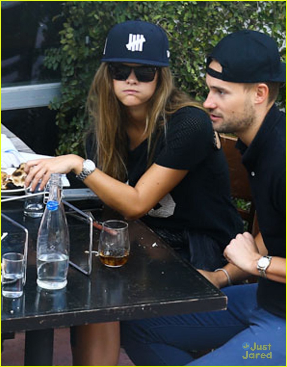 nina agdal shares cutes moments with her boyfriend in miami 13