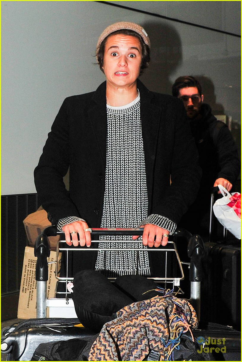 the vamps heathrow arrival after manila 08