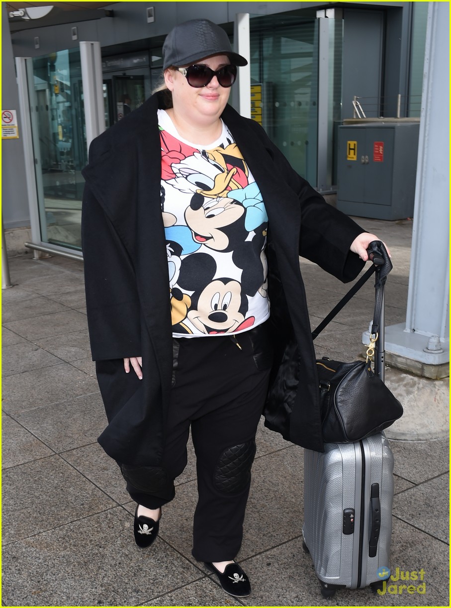 rebel wilson absolutely fabulous movie role confirmed 07