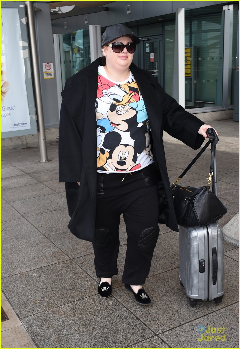 rebel wilson absolutely fabulous movie role confirmed 17