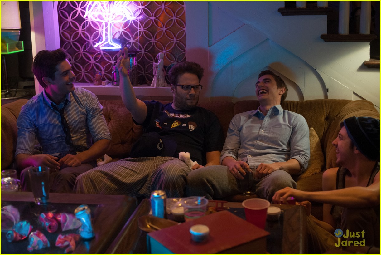 zac efron seth rogen will re team for neighbors 2 16