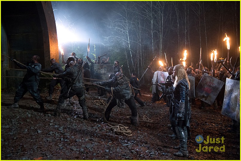 the 100 blood must have blood 07