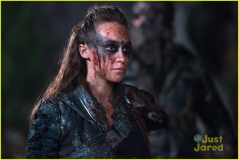 the 100 blood must have blood 08