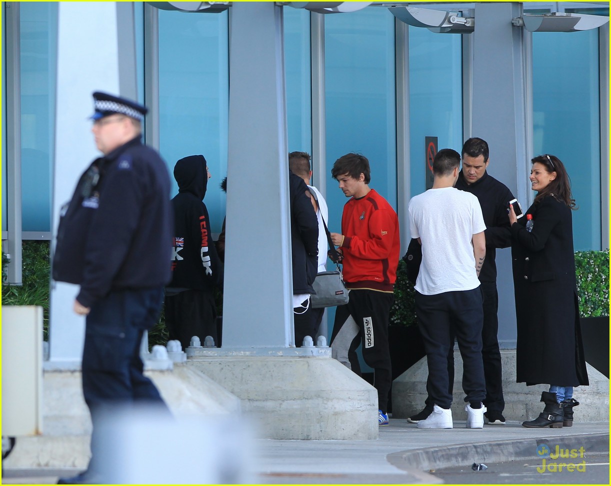 one direction back in london after tour 27