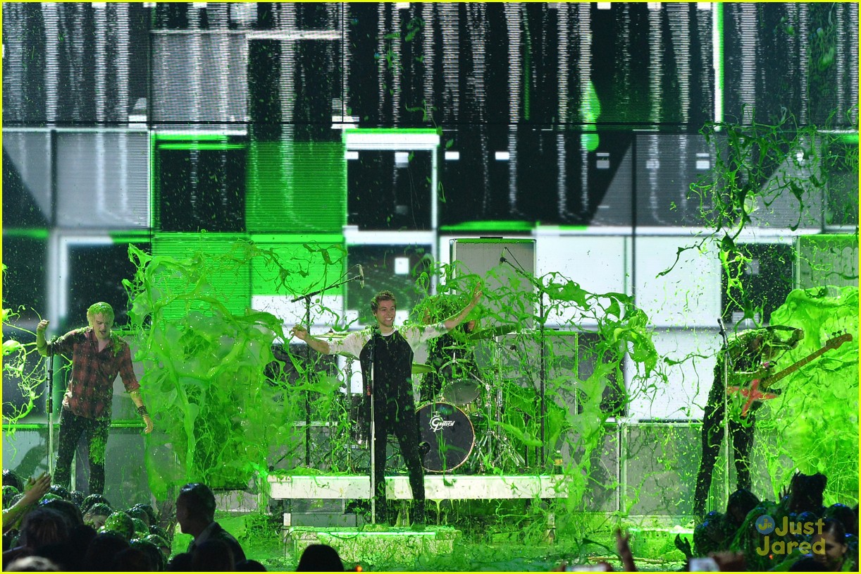 5 seconds of summer kcas performance video 05