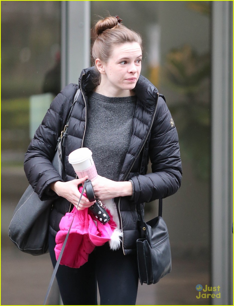 danielle panabaker pup leave hotel flash vancouver 10