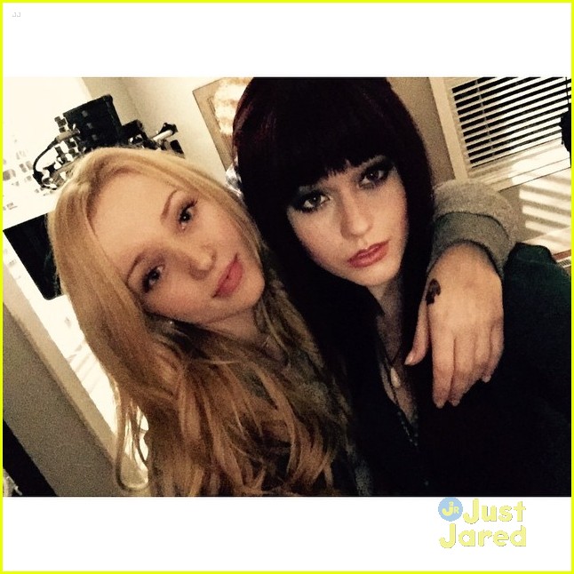 dove cameron monsterville last day fire shots 06