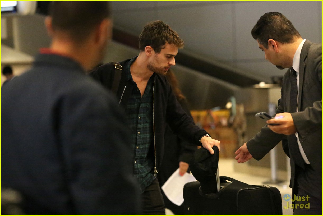 theo james fans give him cheeky gifts 14