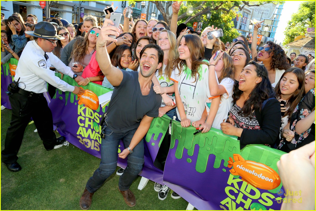 josh peck kcas ticket giveaway event 03