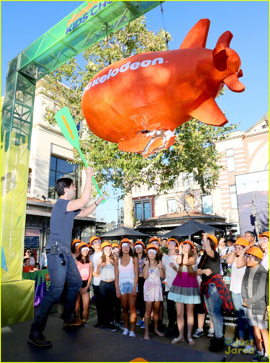 josh peck kcas ticket giveaway event 06
