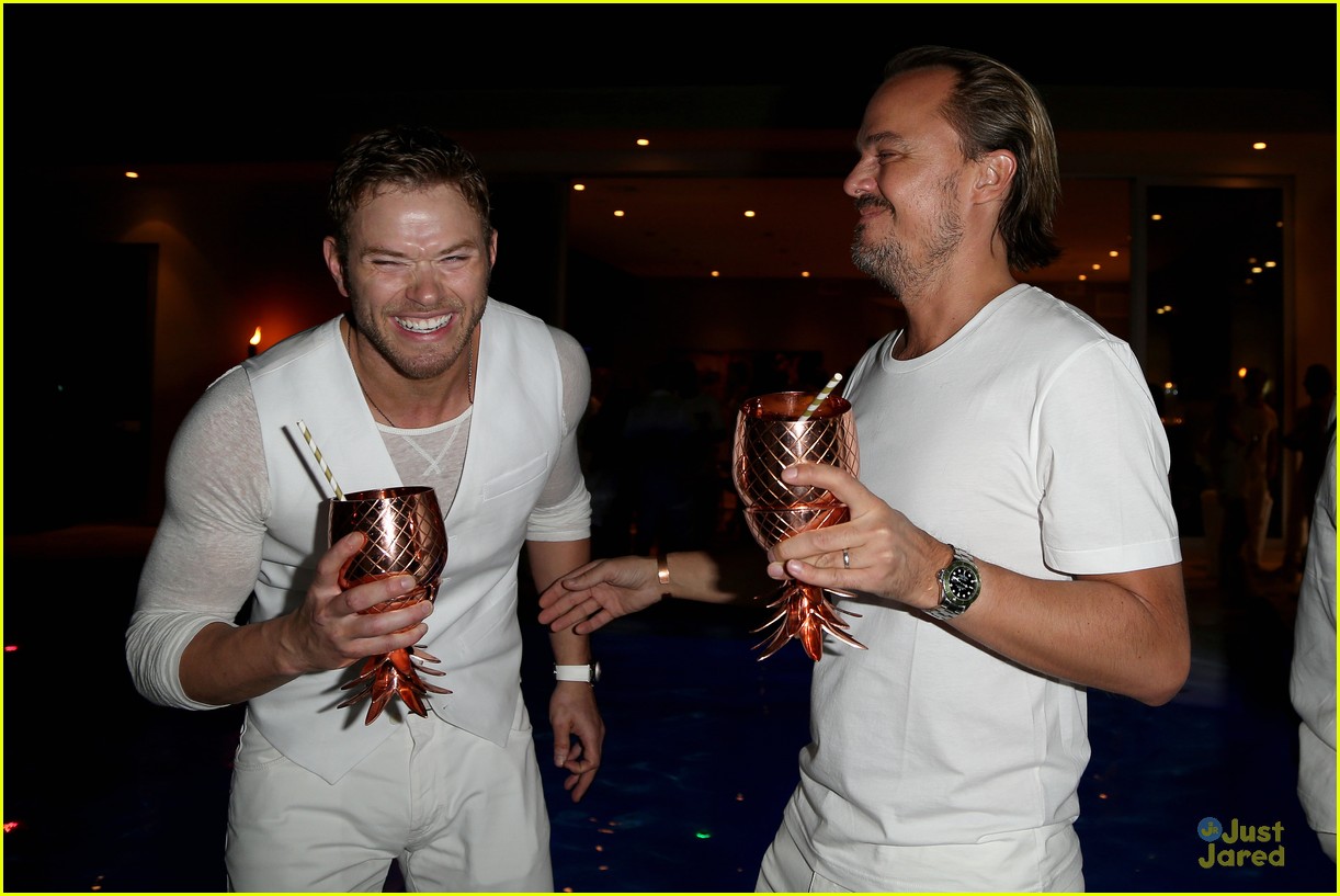kellan lutz goes shirtless for his dirty 30 birthday party 05