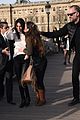 kendall jenner attacked by a fan in paris 02