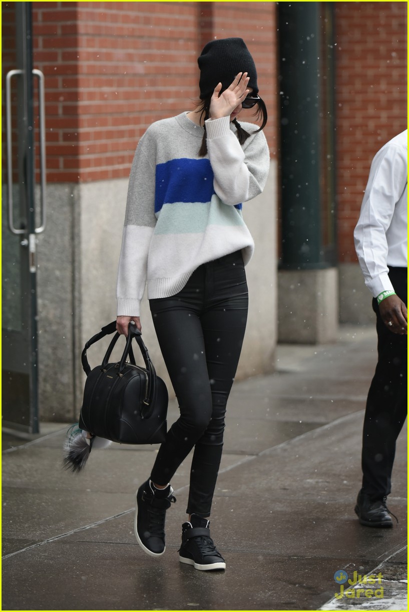 kendall kylie jenner camera shy different cities 20