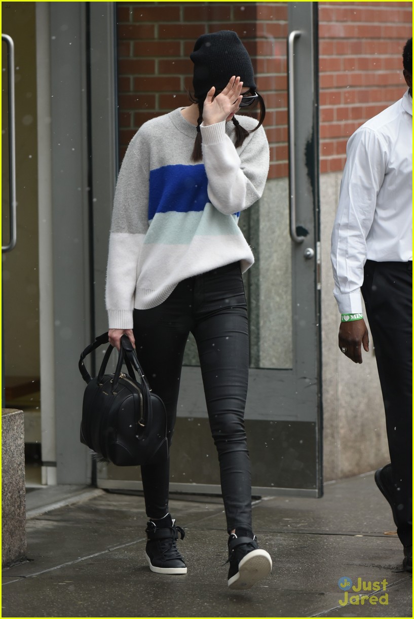kendall kylie jenner camera shy different cities 24