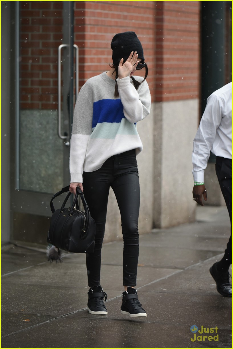 kendall kylie jenner camera shy different cities 29