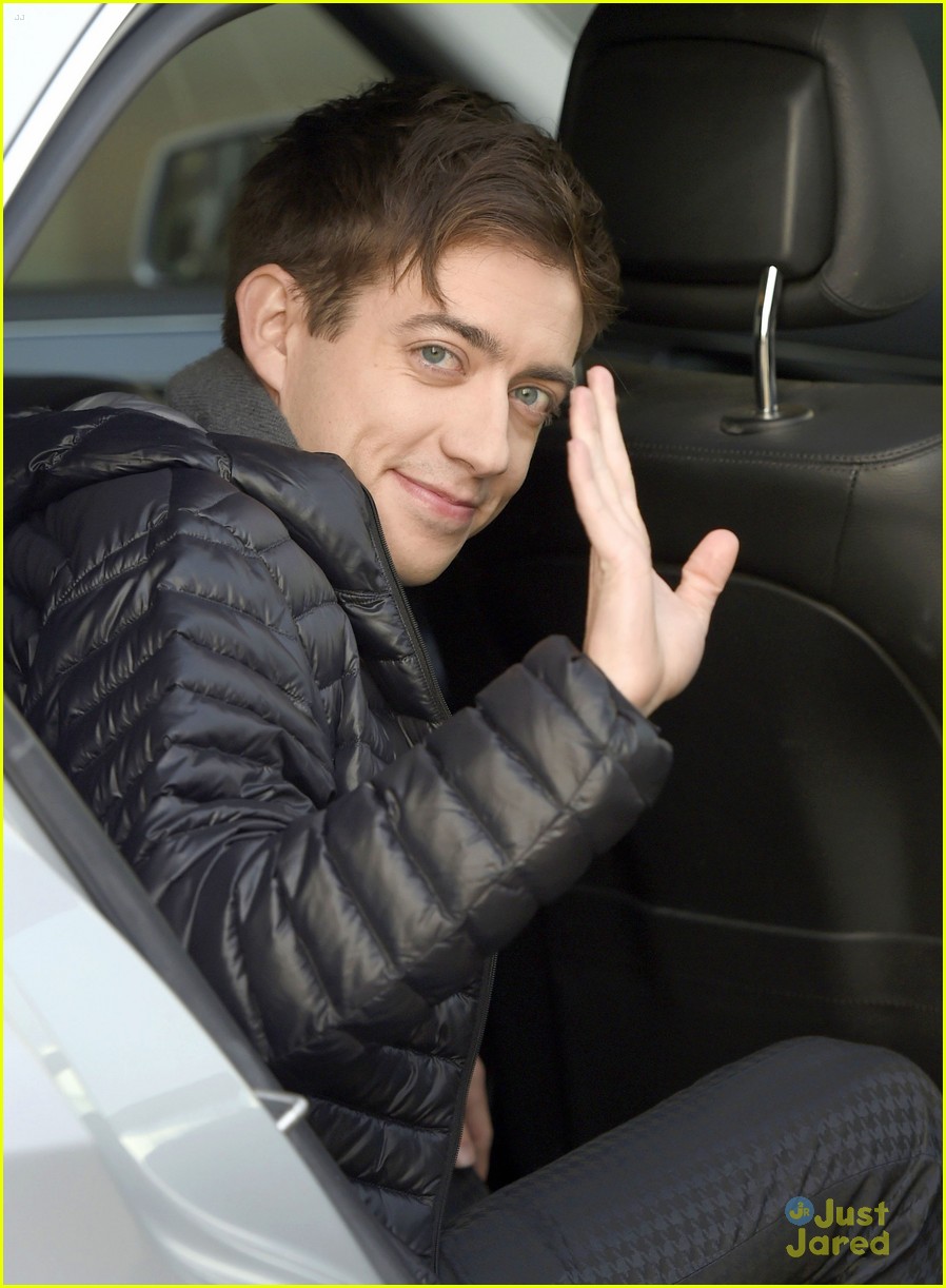 kevin mchale promotes glee in london 03