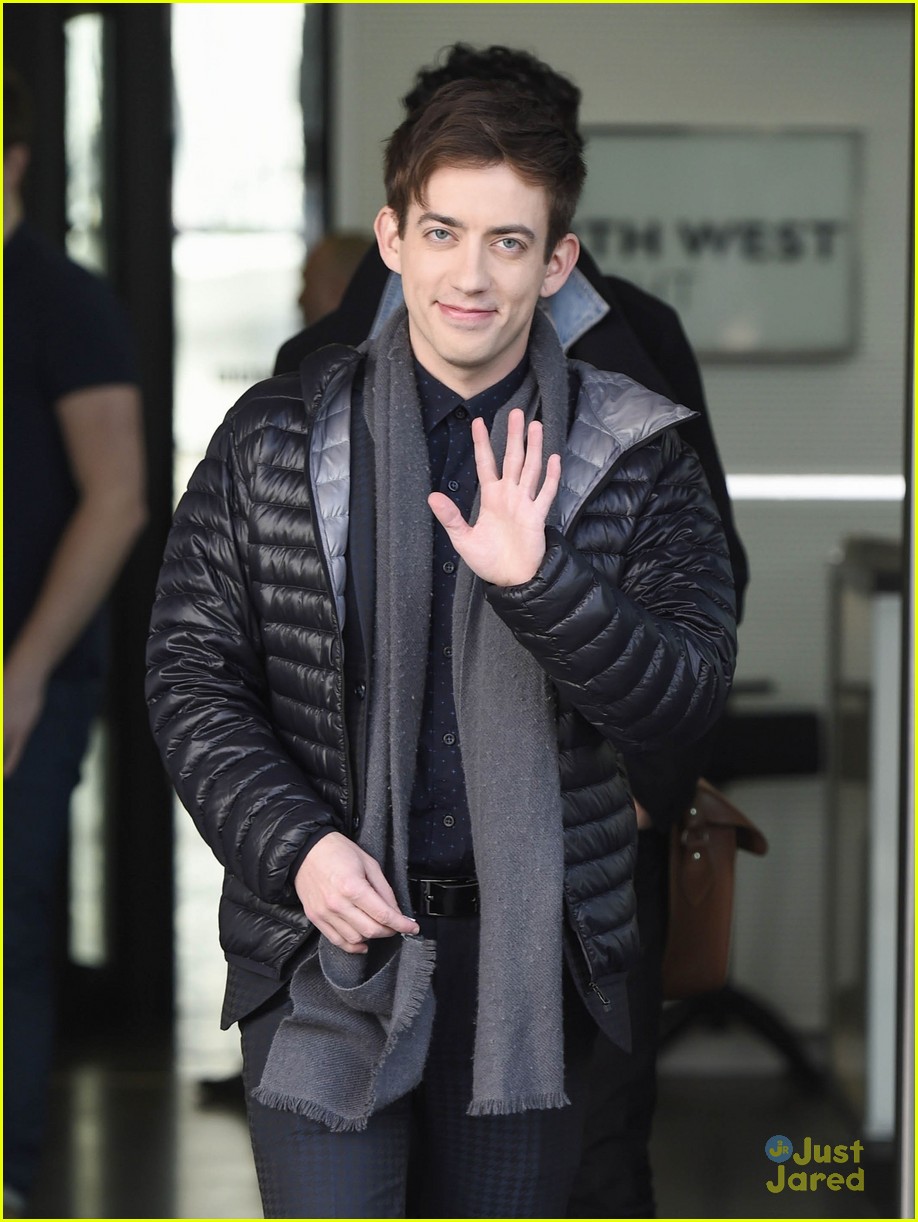 kevin mchale promotes glee in london 10