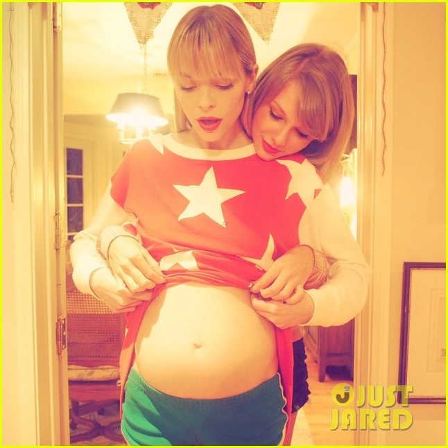 taylor swift named godmother of jaime kings baby 01