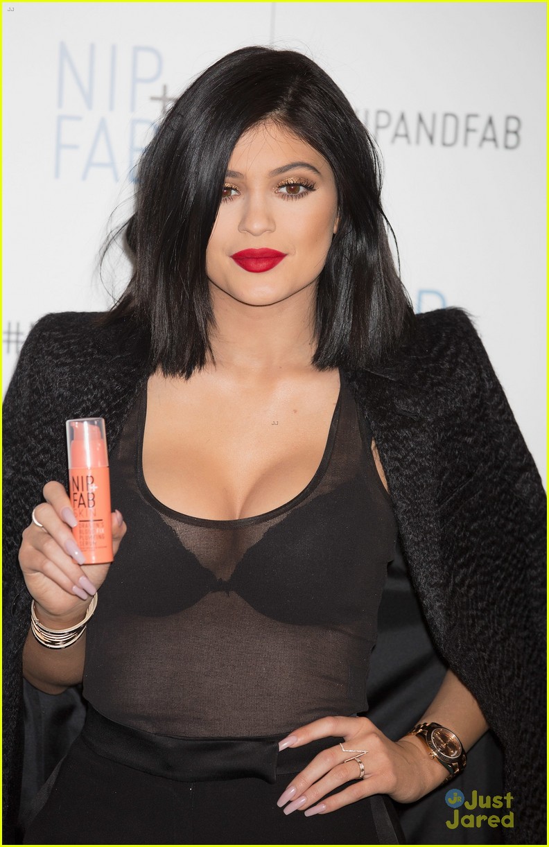 kylie jenner tyga confirms relationship 16