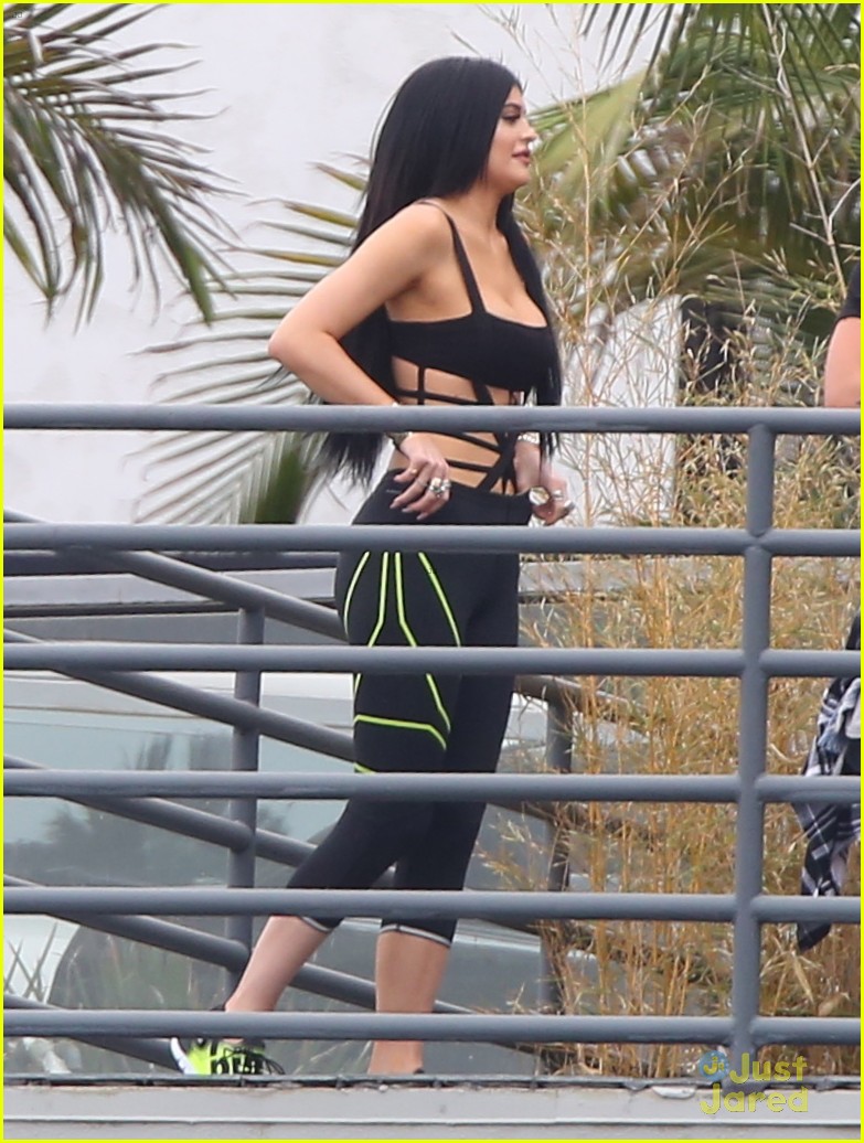 kylie jenner wears black monokini for super sexy photo shoot 34