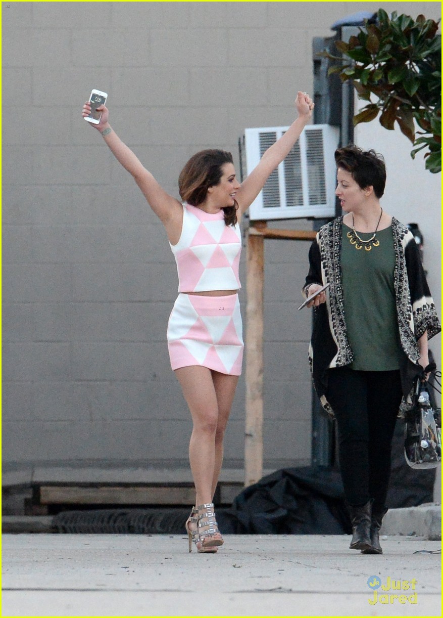lea michele emma roberts step out on scream queens set 27