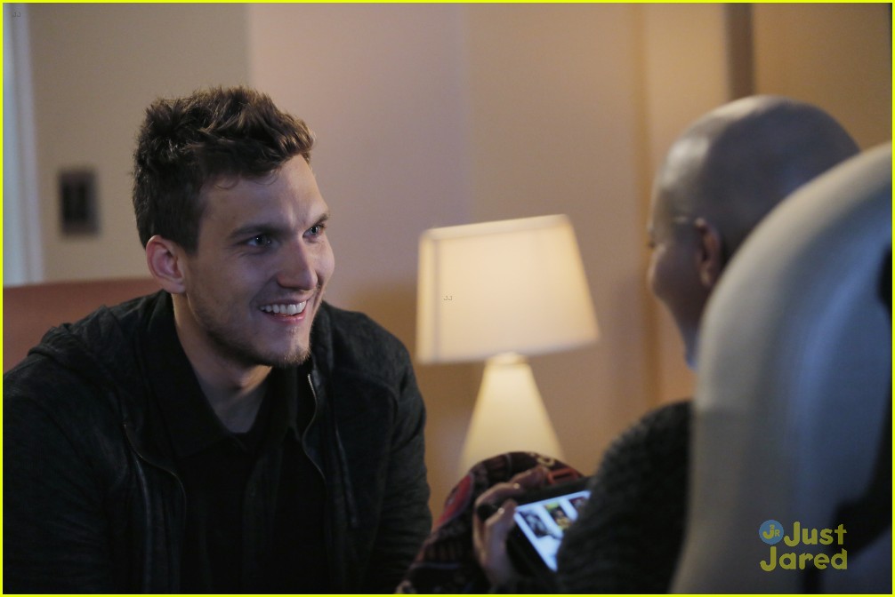 chasing life one day spring finale stills 25