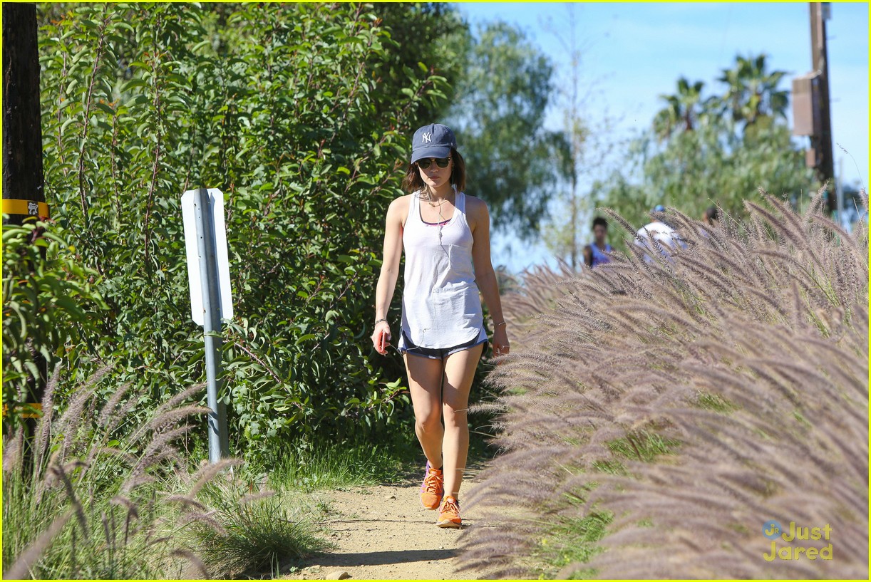 lucy hale hike before refinery photo shoot 03