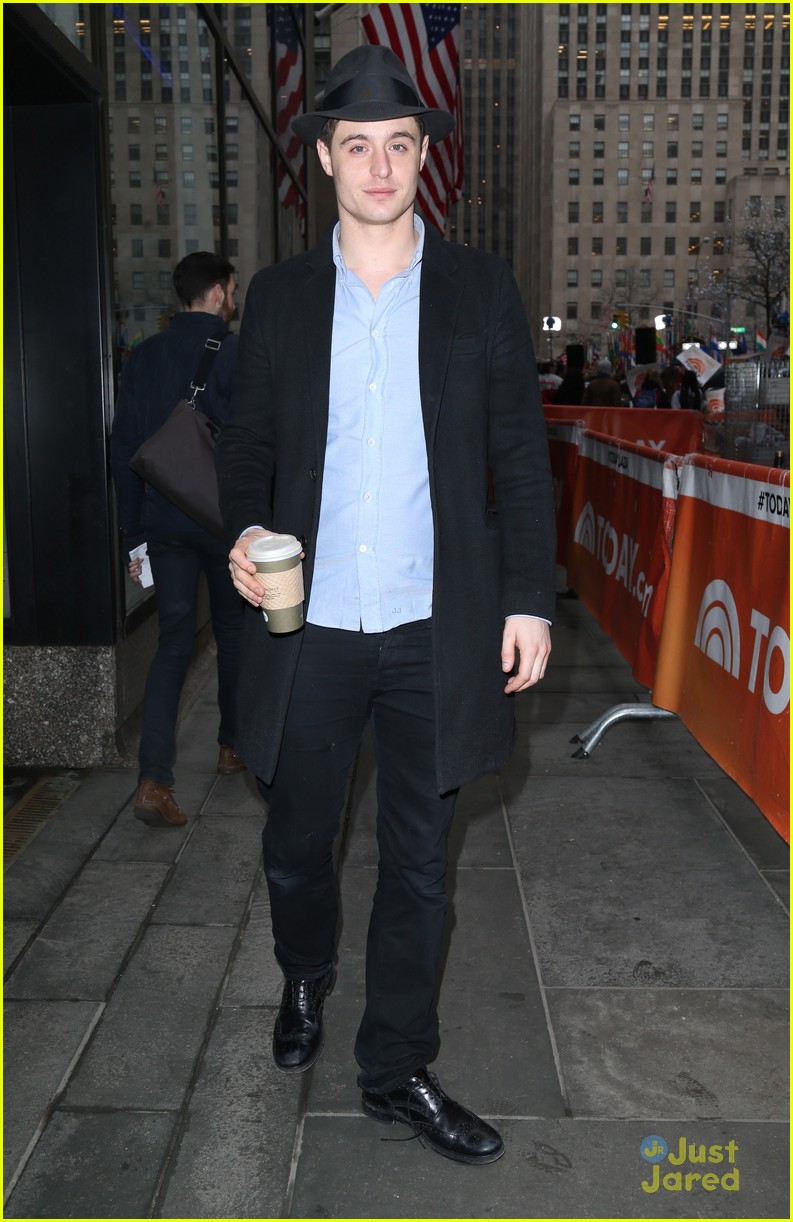 max irons coffee pickup today show 04
