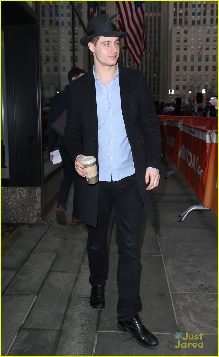 max irons coffee pickup today show 07