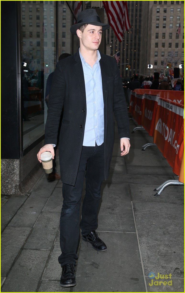 max irons coffee pickup today show 09
