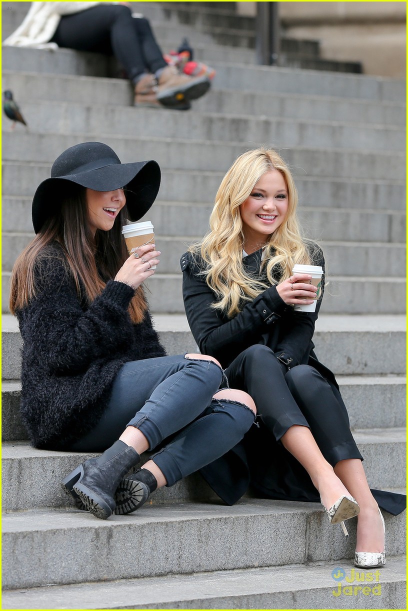 olivia holt natalie bacon museum stop nyc 05