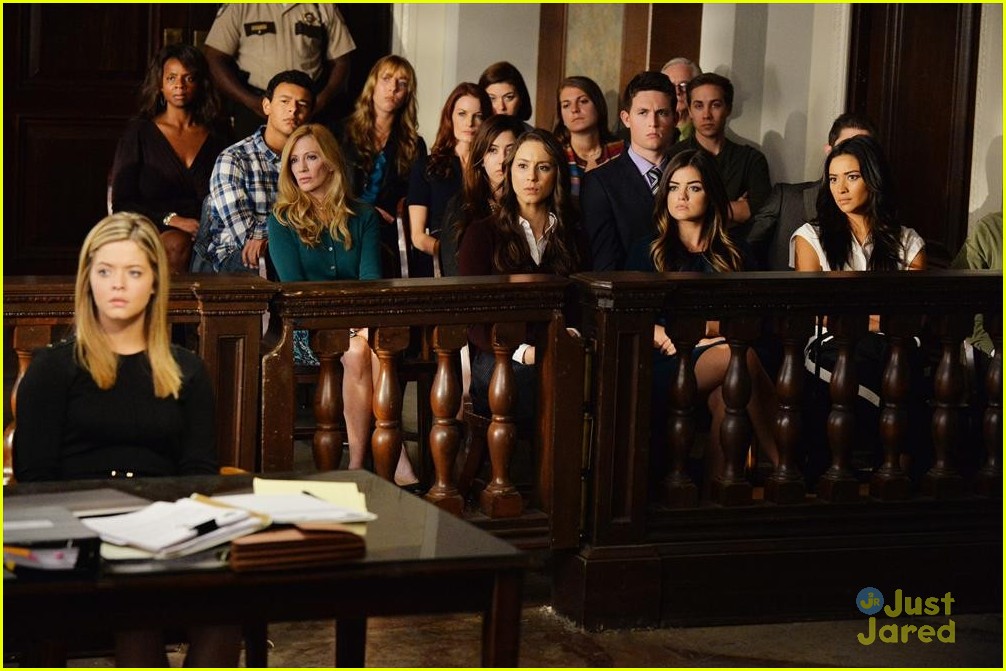 pretty little liars melody lingers on 08