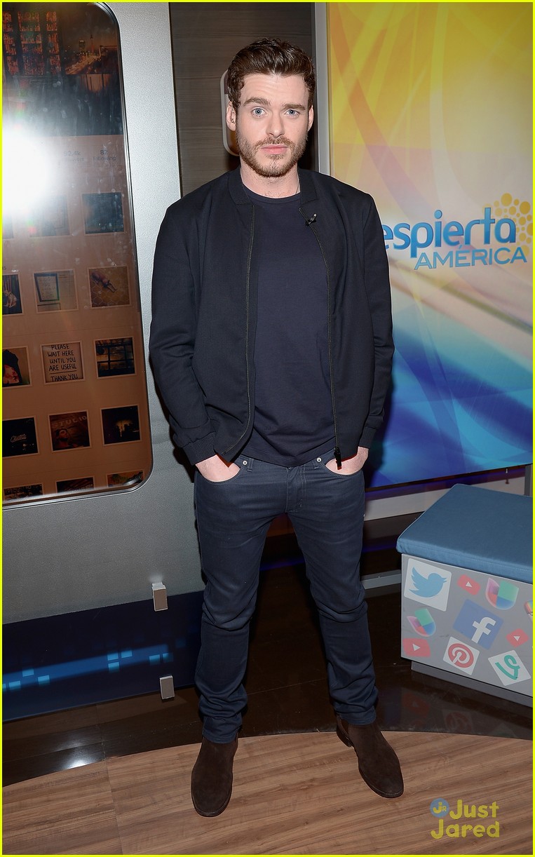 cinderellas richard madden charms us with this cute puppy 03