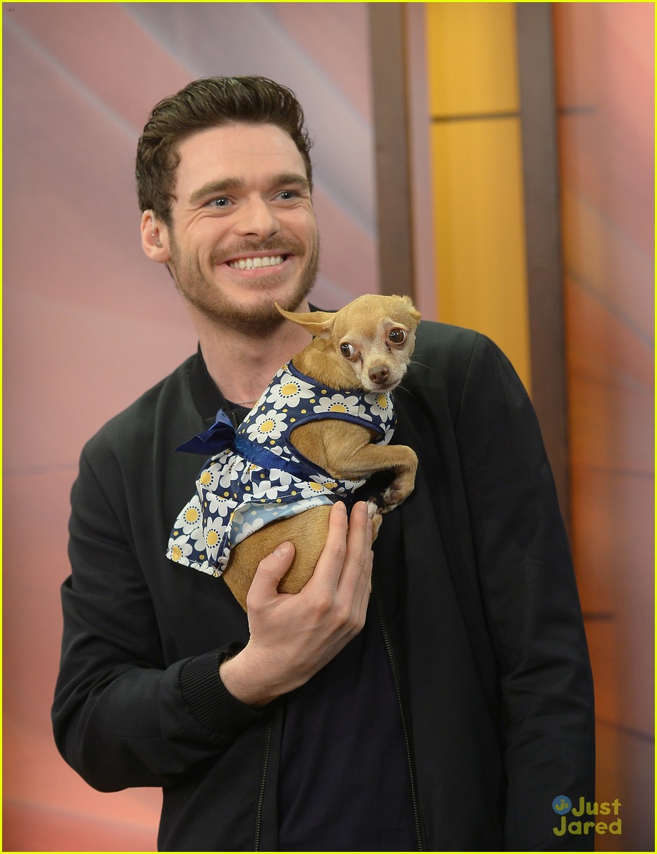 cinderellas richard madden charms us with this cute puppy 08