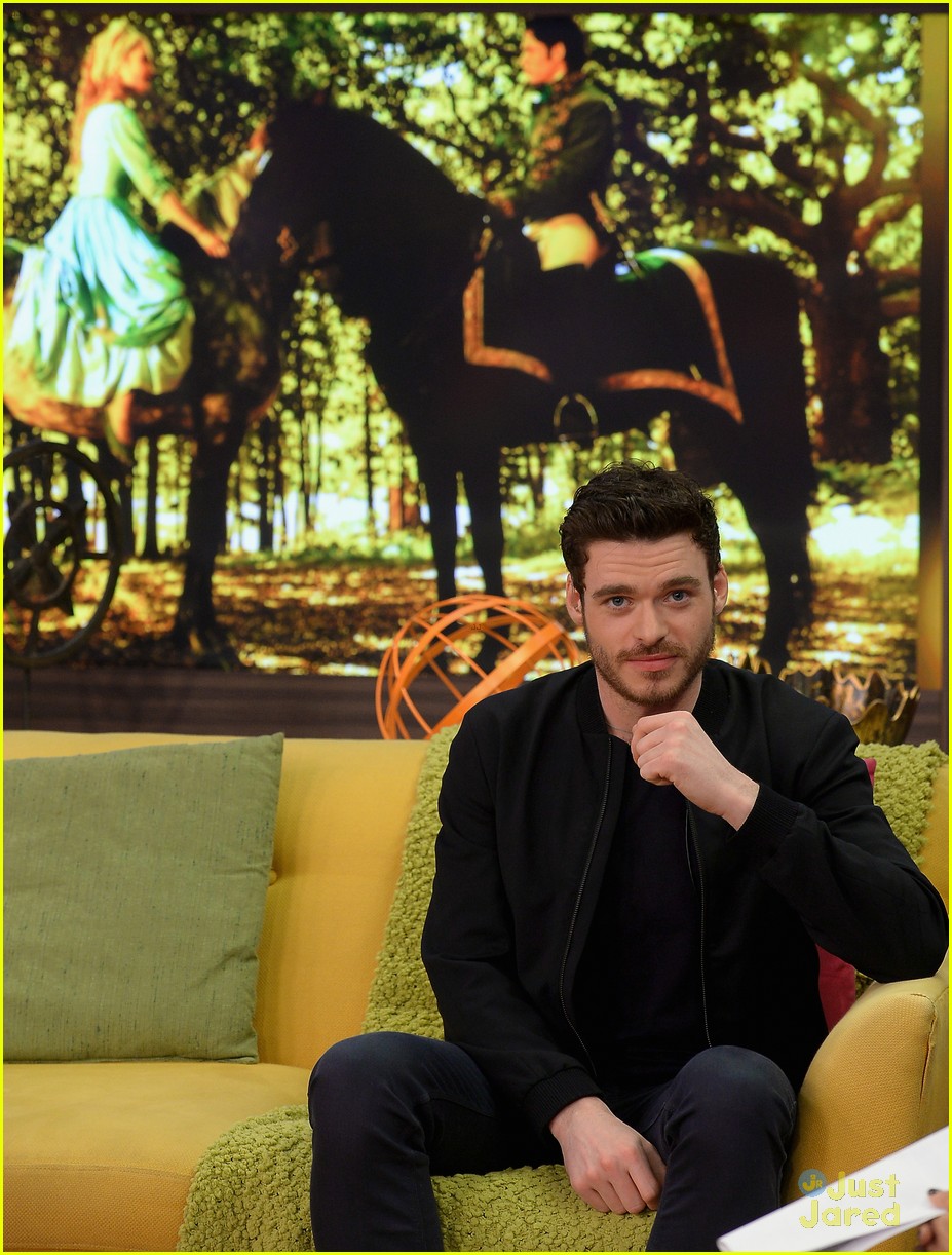 cinderellas richard madden charms us with this cute puppy 13