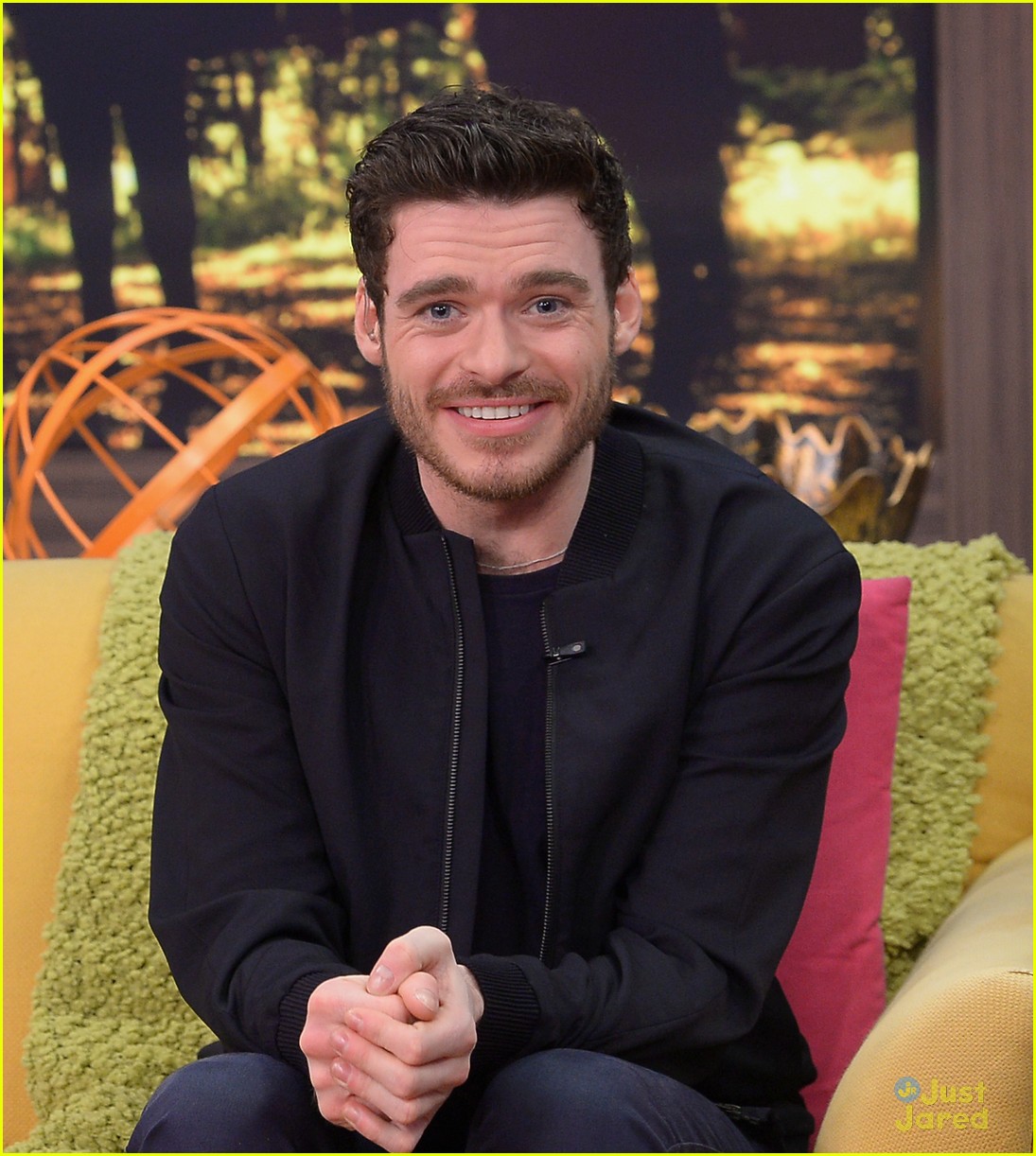 cinderellas richard madden charms us with this cute puppy 16