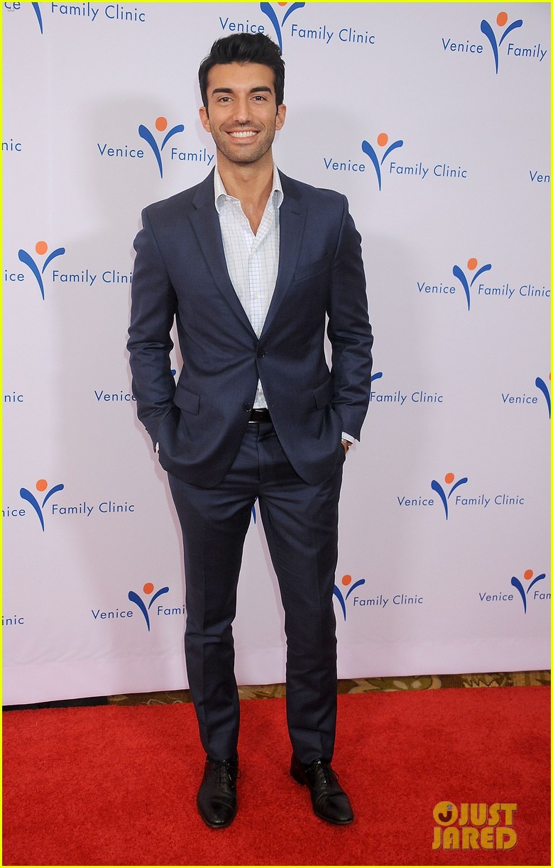 gina rodriguez dresses up for the venice family clinics silver circle gala 2015 09