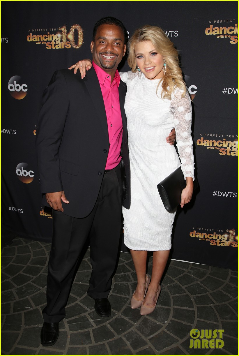 michael sam gets support from boyfriend vito cammisano at dancing with the stars 05