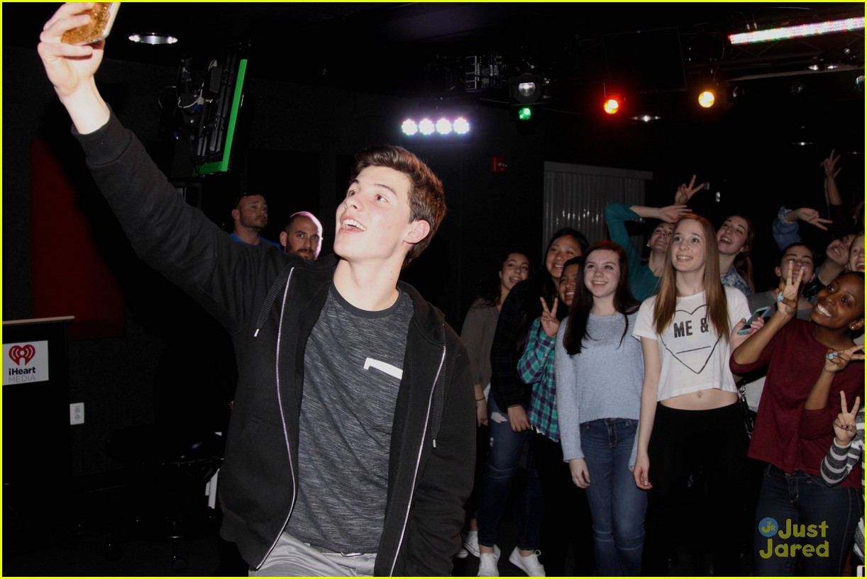 shawn mendes hot 995 appearance 09