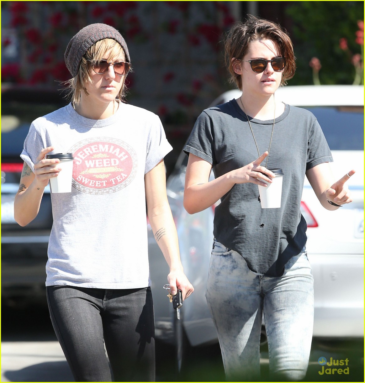 kristen stewart alicia cargile spotted first time since february 02