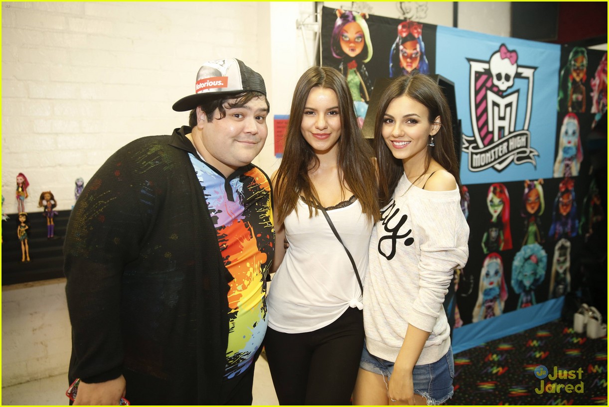 victoria justice avan jogia have a victorious throwback 39